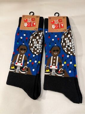 Ugly  socks (2) new  8/12 size